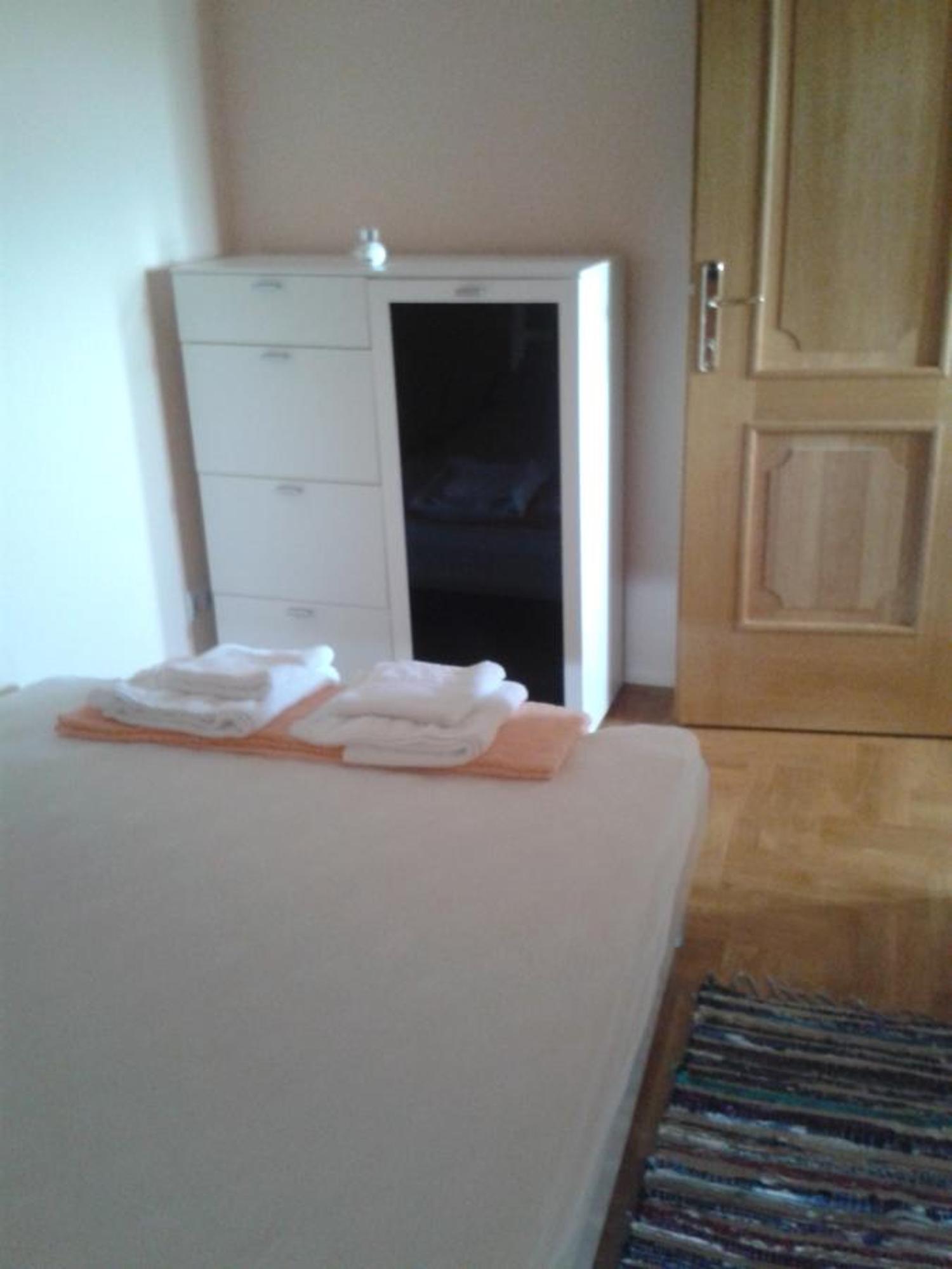 Apartmani Svalina - Seaview And 130M From Beach Trogir Exterior foto