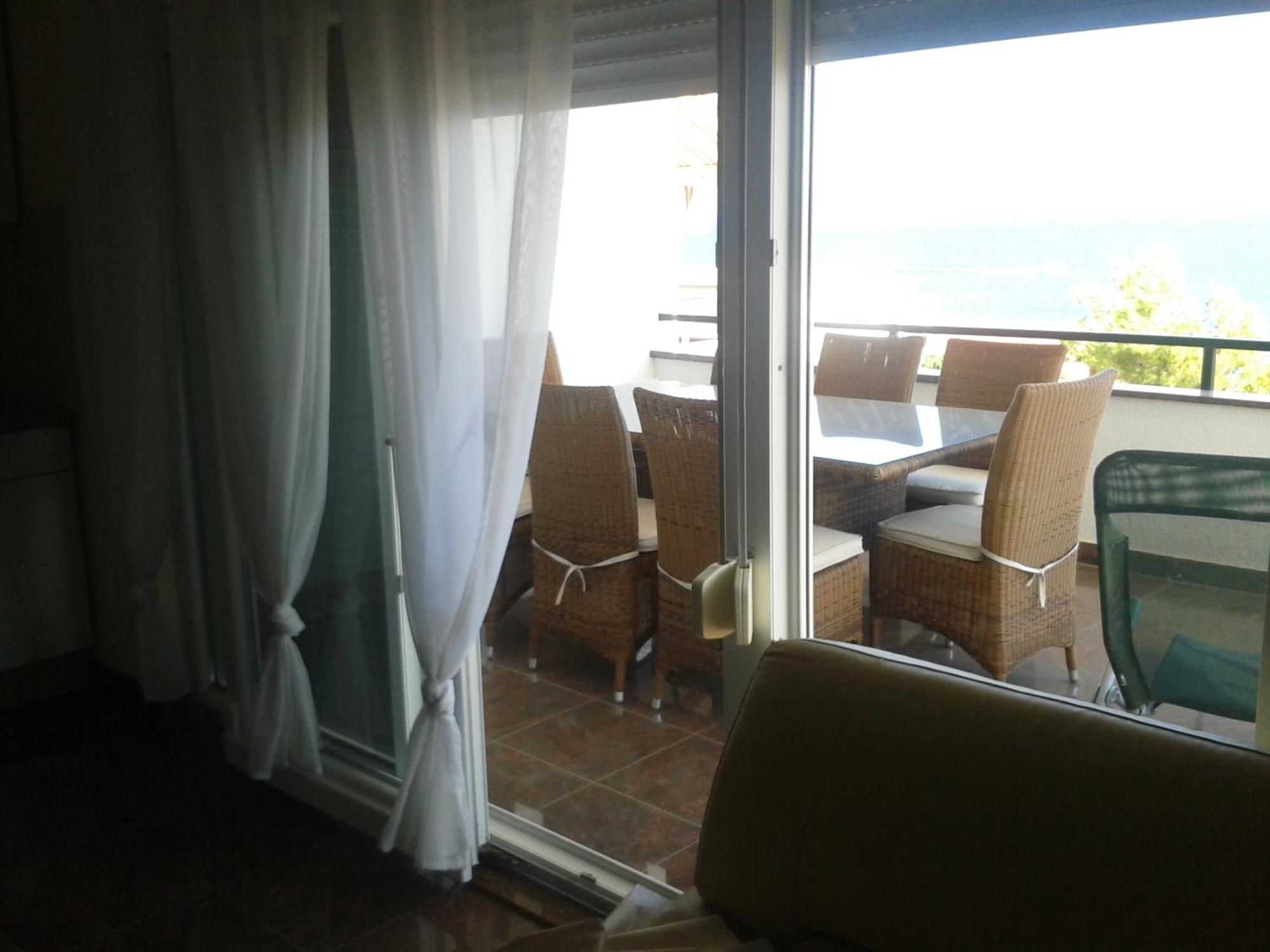 Apartmani Svalina - Seaview And 130M From Beach Trogir Exterior foto