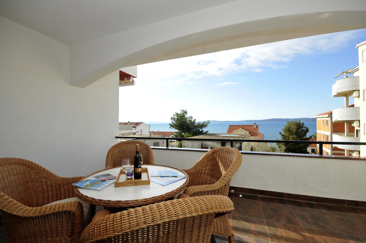 Apartmani Svalina - Seaview And 130M From Beach Trogir Exterior foto